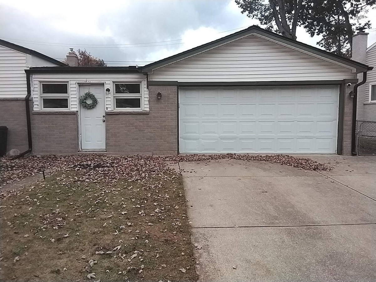 557 Sonia Avenue , Madison Heights, MI, US