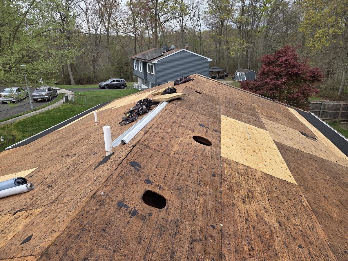 23 Brookside Road , Neptune City, NJ, US