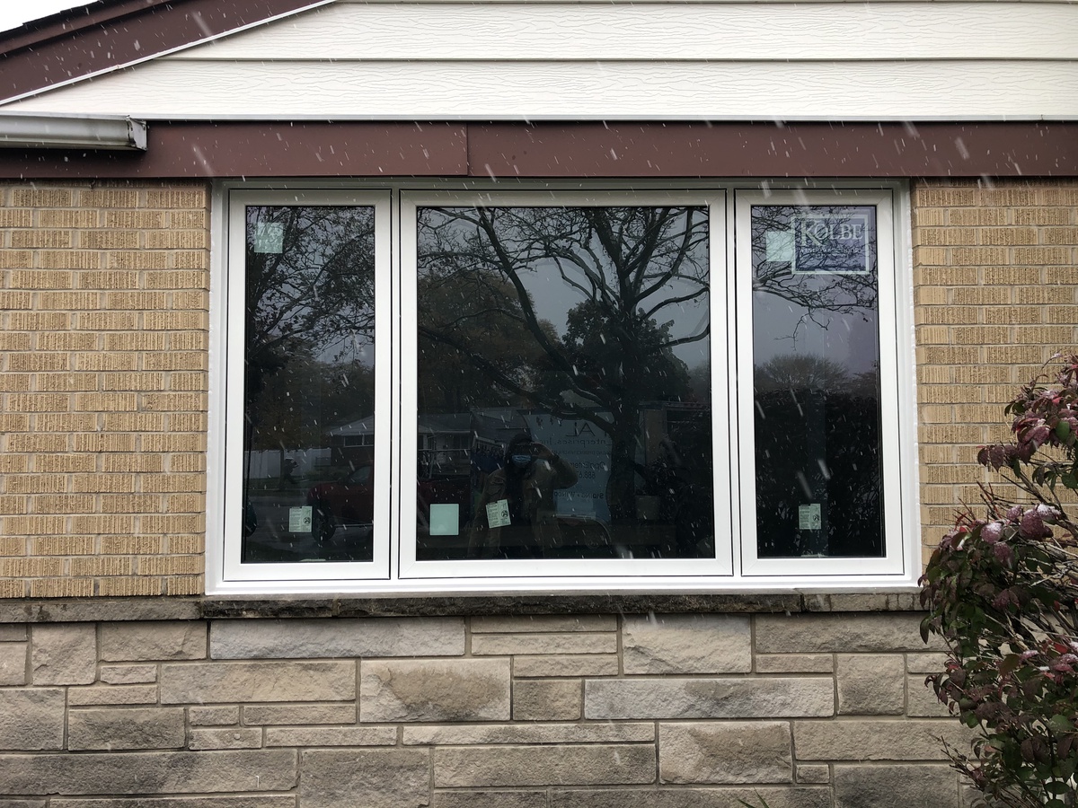 352 Huntington Lane , Elmhurst, IL, US
