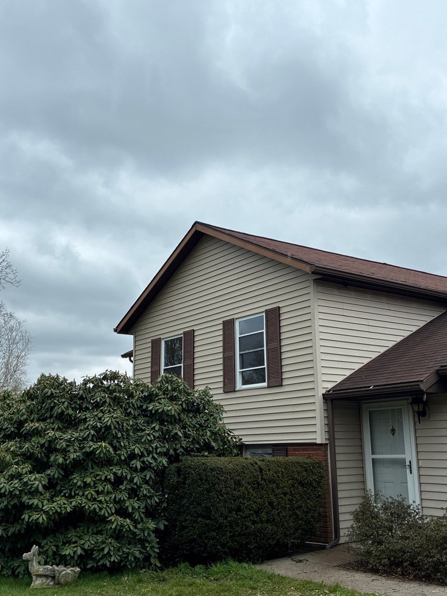 568 Oak Hill Drive , Sayre, PA, US