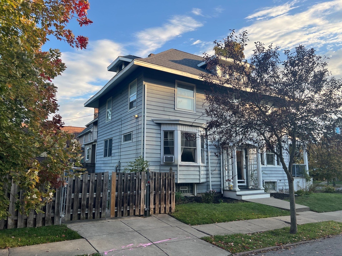 240 Voorhees Avenue , Buffalo, NY, US