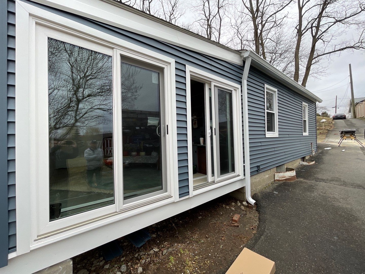 8 Oakland Heights , Bethel, CT, US