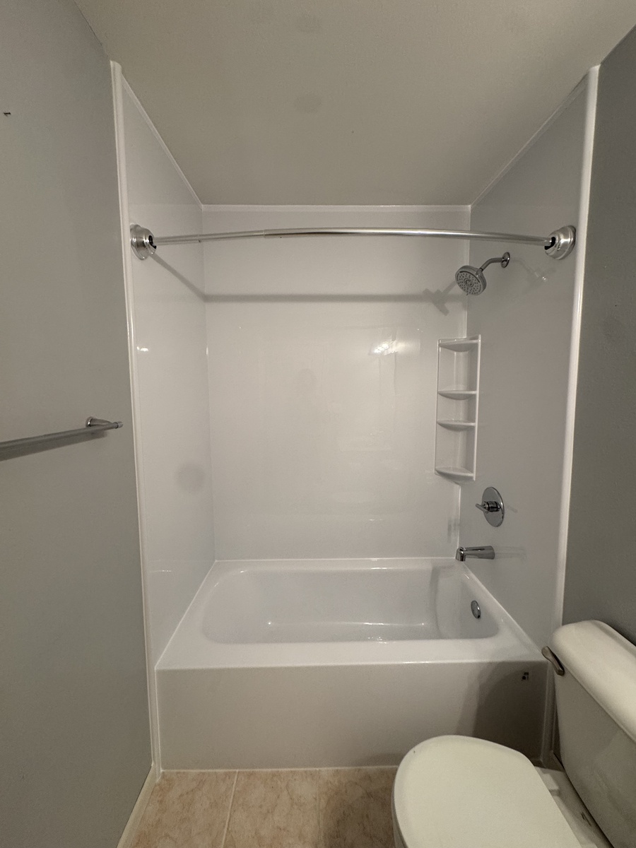 Holts Summit, MO, 65043, US