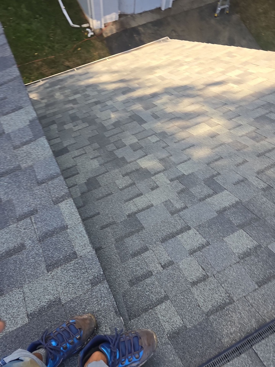 132 Sisson Street , Romeo, MI, US