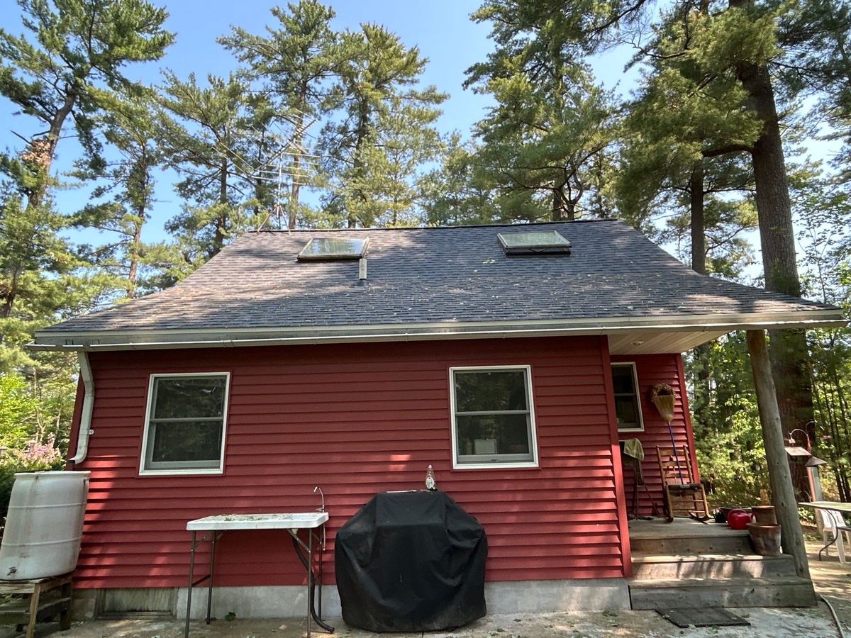 W7011 Old Lake Road , Shawano, WI, US