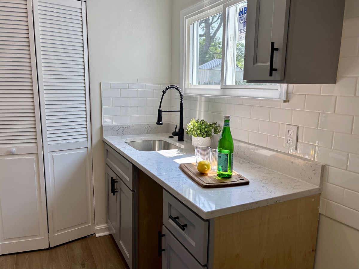 505 West Way , Glen Burnie, MD, US
