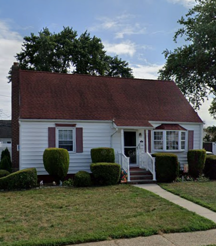 15 Ford Drive North , Massapequa, NY, US