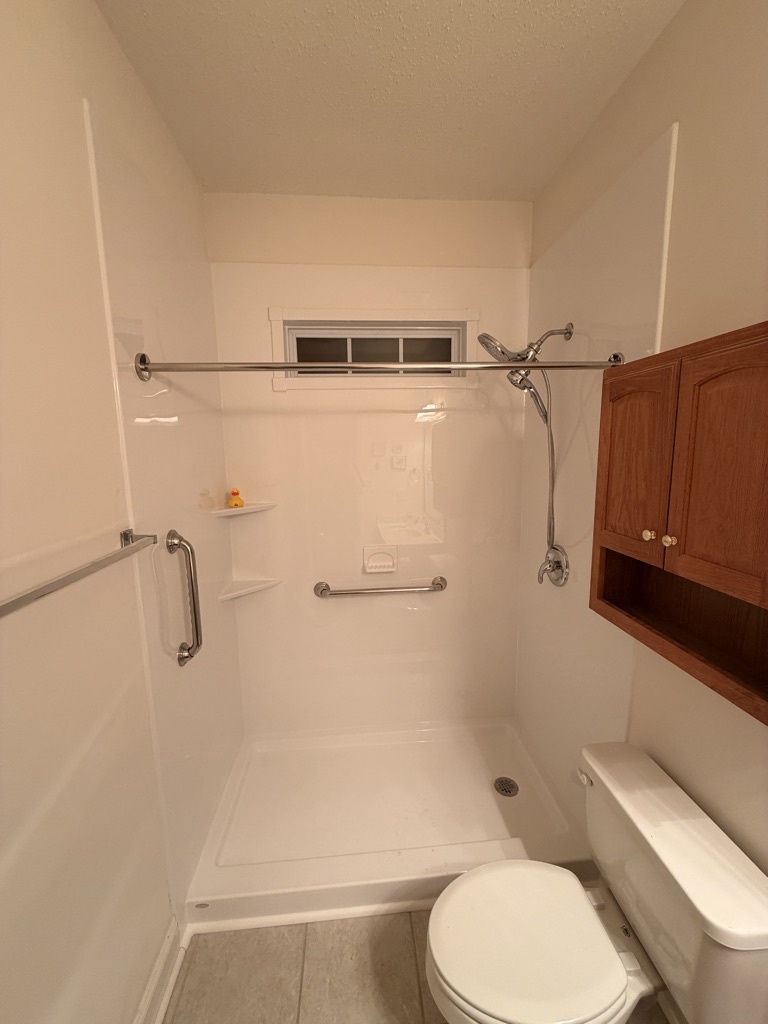303 Bridgefield Court , Madison, AL, US