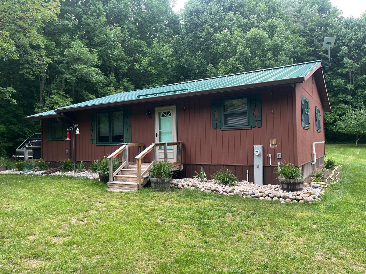 11274 Shannon Rd , Tipler, WI, US