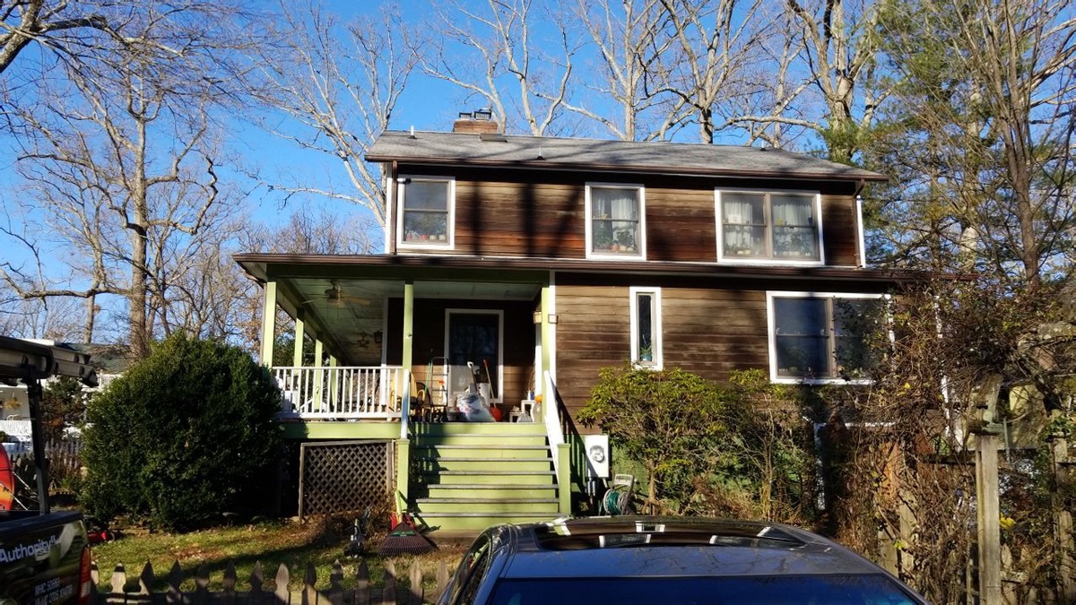 9 Circle Circle , Washington Grove, MD, US