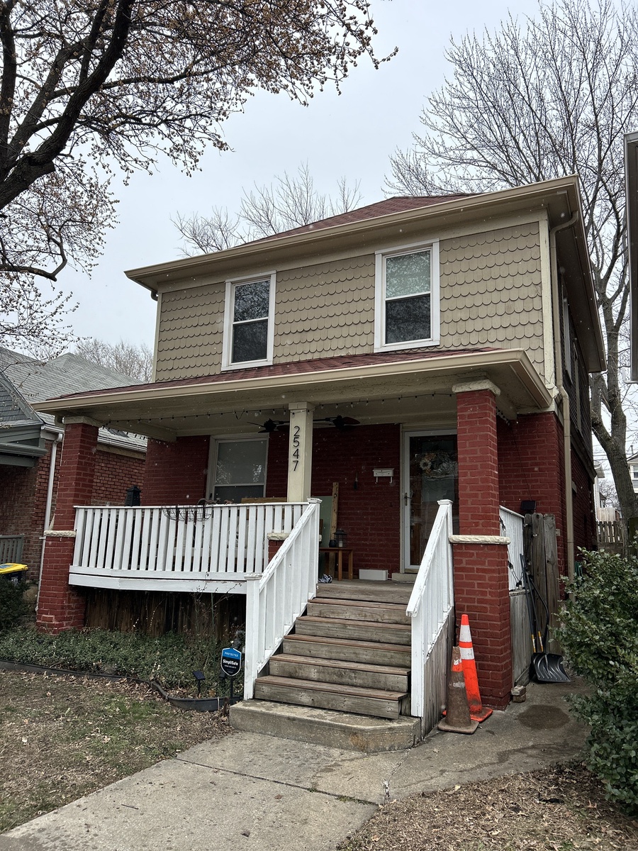 2547 Holmes Street , Kansas City, MO, US