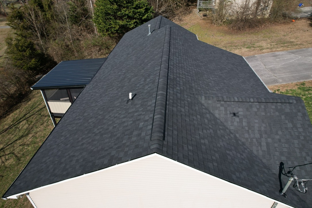 8205 Tangle Grove Lane , Powell, TN, US