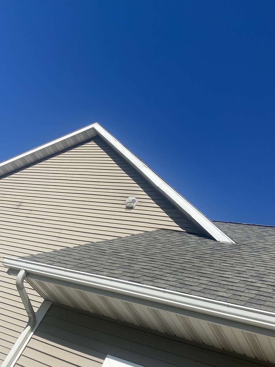 5838 Wyndstone Drive , Stevensville, MI, US