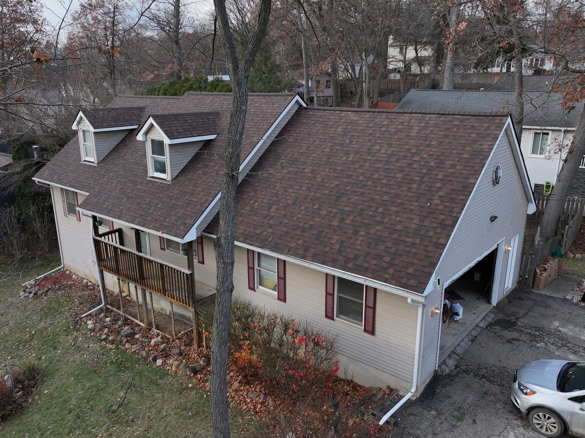 1287 Woodfield Street , Lake Orion, MI, US