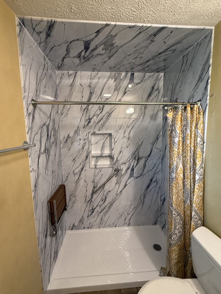 Lewisburg, WV, 24901, US