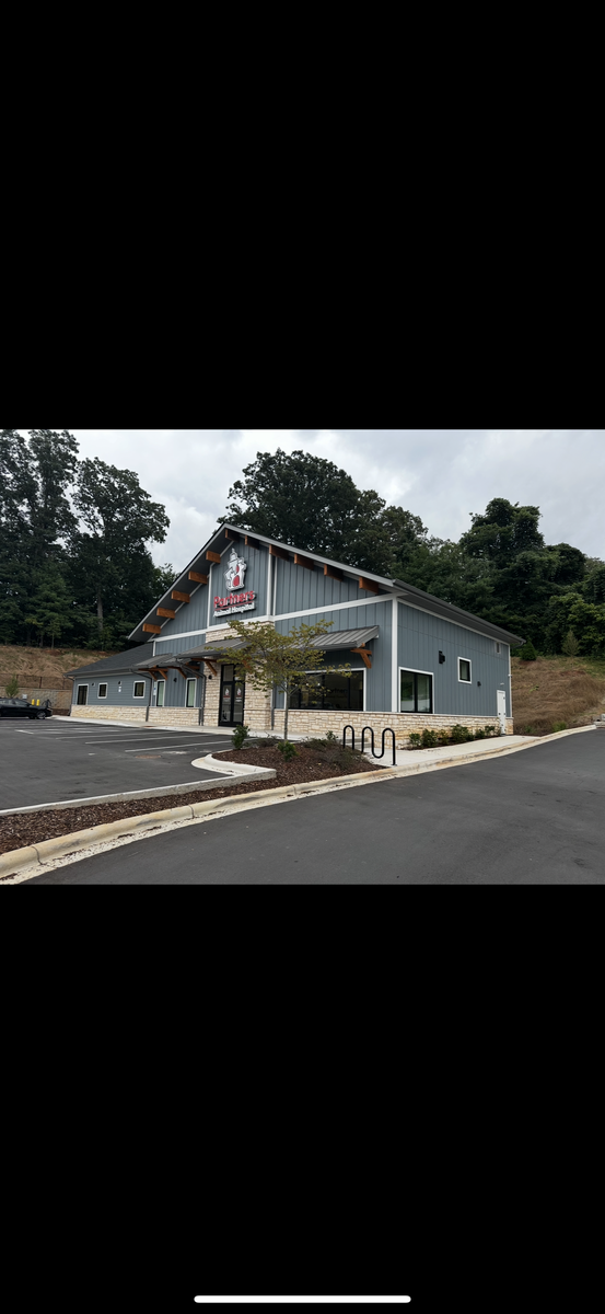 1990 Hendersonville Road , Asheville, NC, US