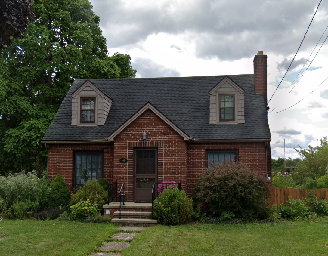 106 Laverack Avenue , Depew, NY, US