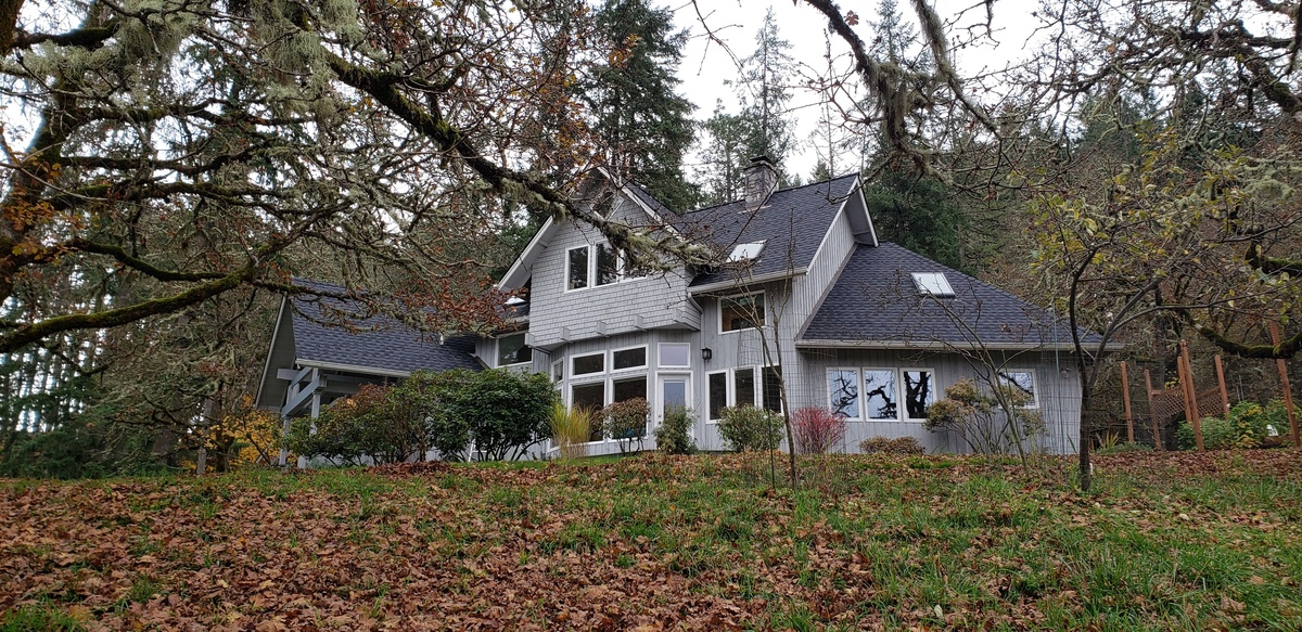 4065 Southpointe Drive , Eugene, OR, US