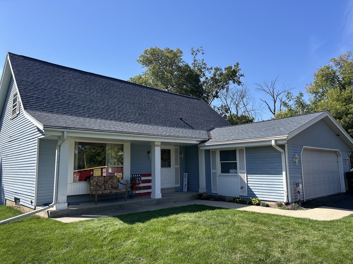 3931 South 106th Street , Greenfield, WI, US