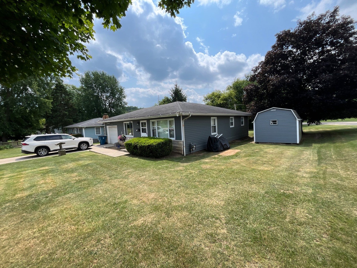 Cassopolis, MI, 49031, US