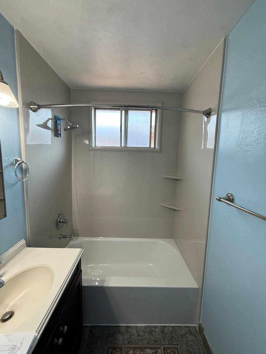 Vista, CA, 92084, US