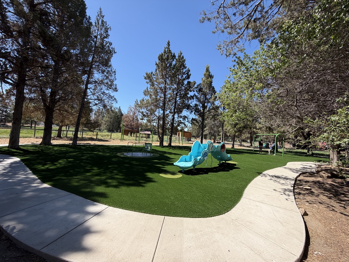 6396 Southwest McVey Avenue , Redmond, OR, US