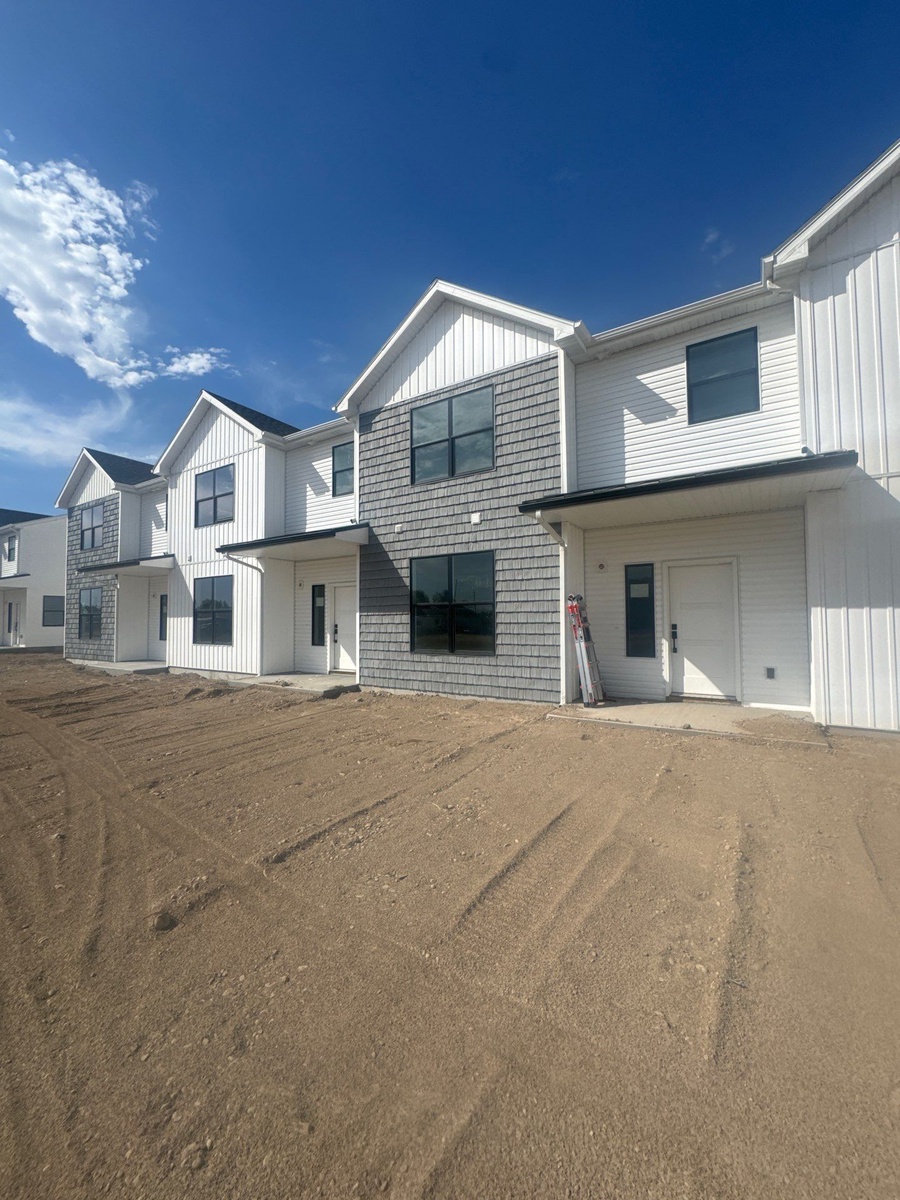 1608 Trailwood Drive , Ammon, ID, US