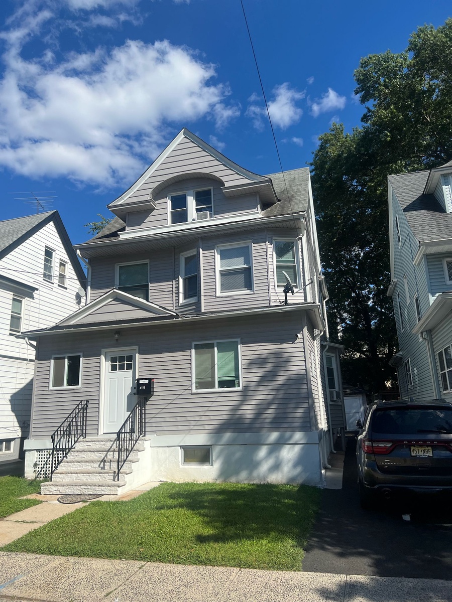 156 North Essex Avenue , City of Orange, NJ, US
