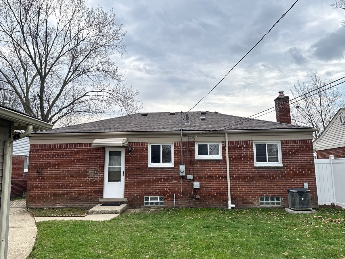 33140 Florence Street , Garden City, MI, US