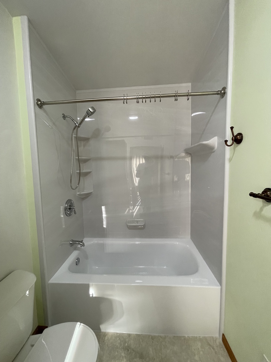 3809 Mackert Street , Manitowoc, WI, US