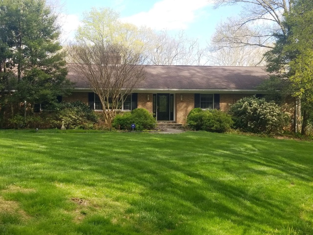 9319 Overlea Drive , Rockville, MD, US