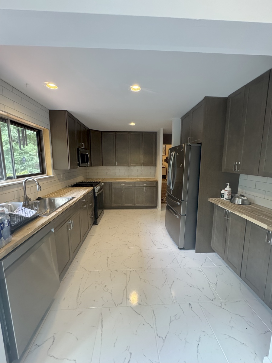 Colesville, MD, 20905, US