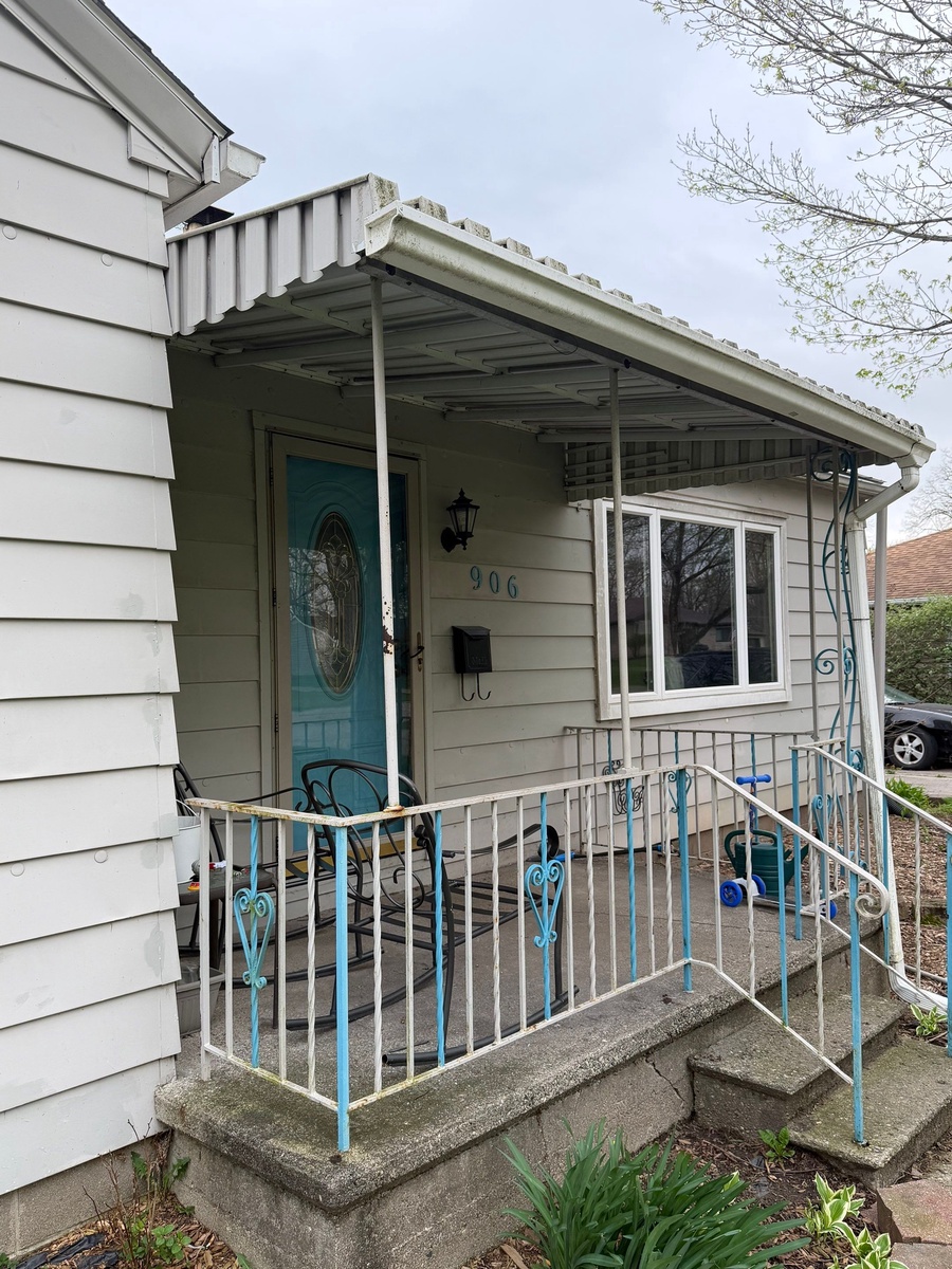 906 N Van Buren St , Auburn, IN, US