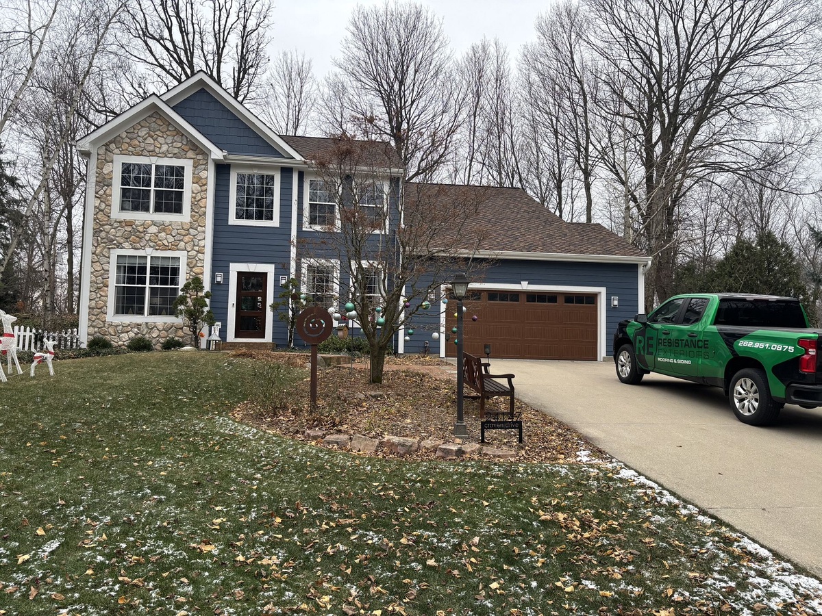 N72W24147 Craven Drive , Sussex, WI, US