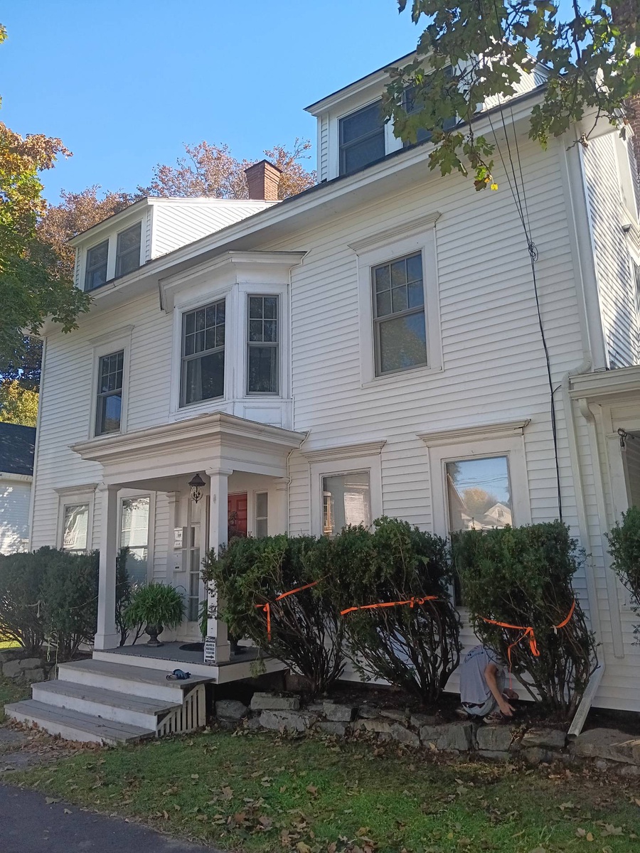 73 Grove Street , Bangor, ME, US