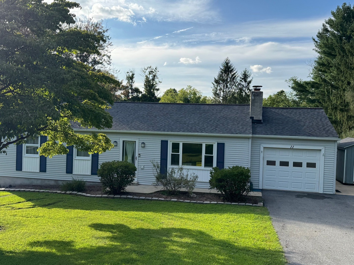 11 Juniata Drive , East Fallowfield Township, PA, US