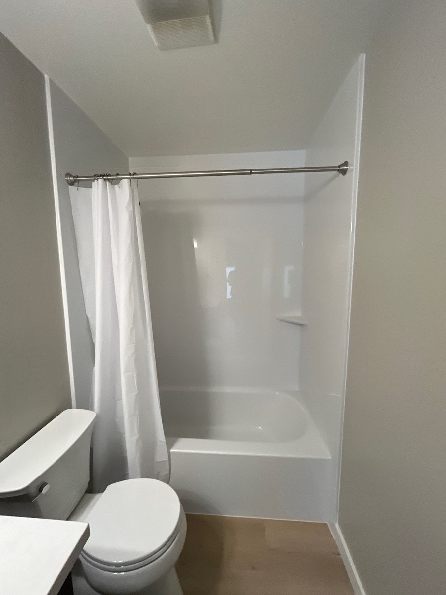 Vista, CA, 92081, US