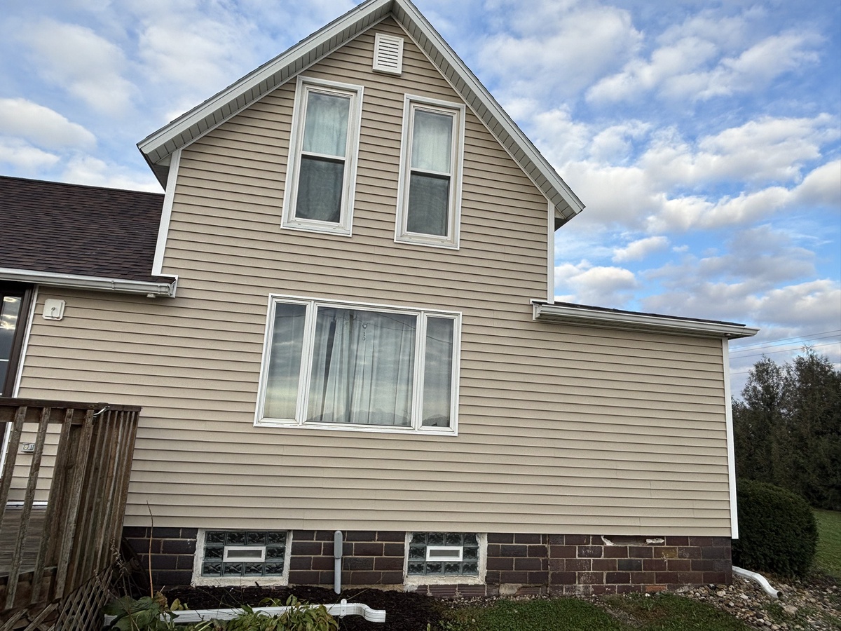 875 110th Street , Hampton, IA, US