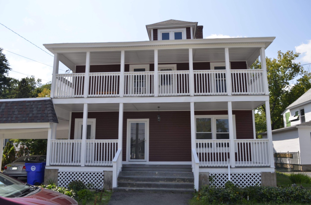 726 Mast Road , Manchester, NH, US