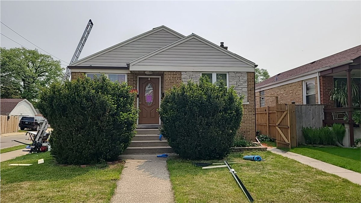 2579 North Maple Street , River Grove, IL, US