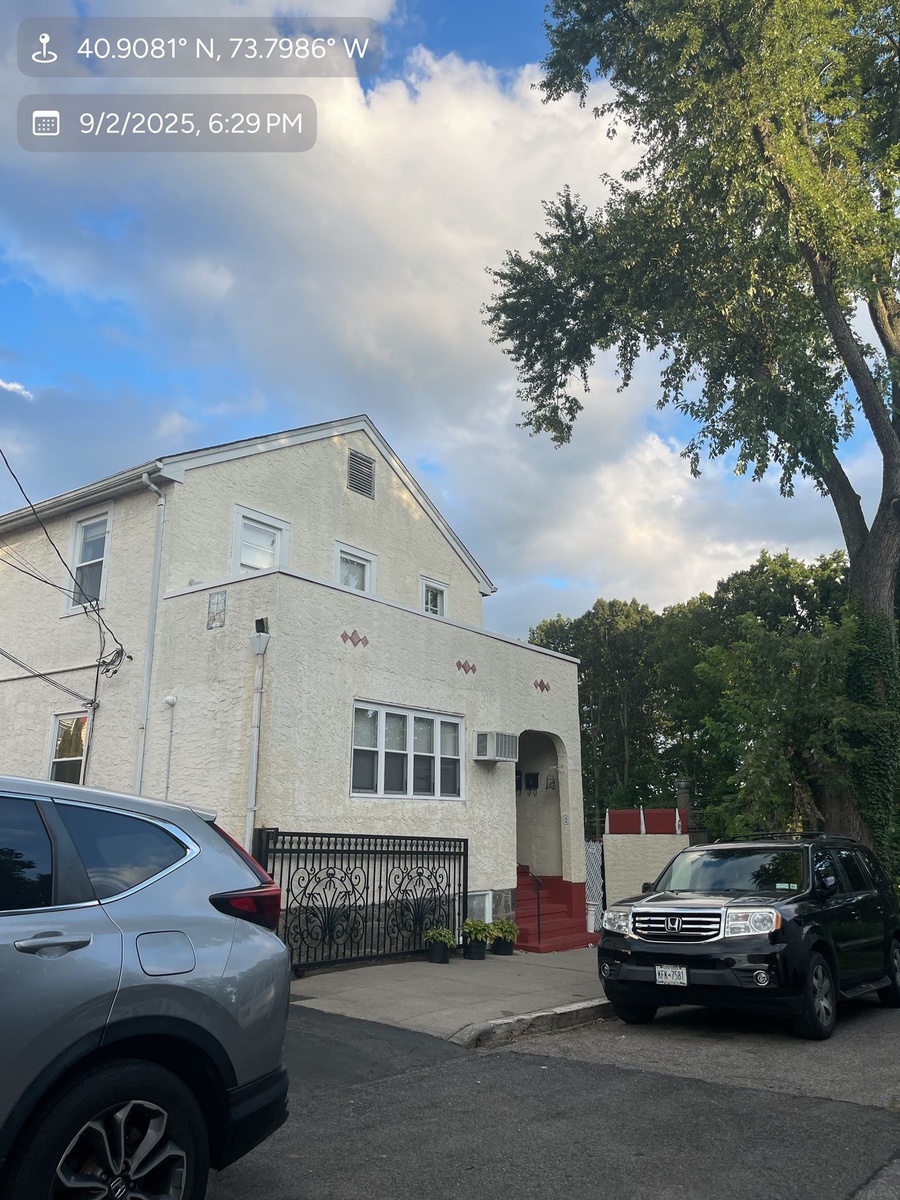 2 7th Street , New Rochelle, NY, US