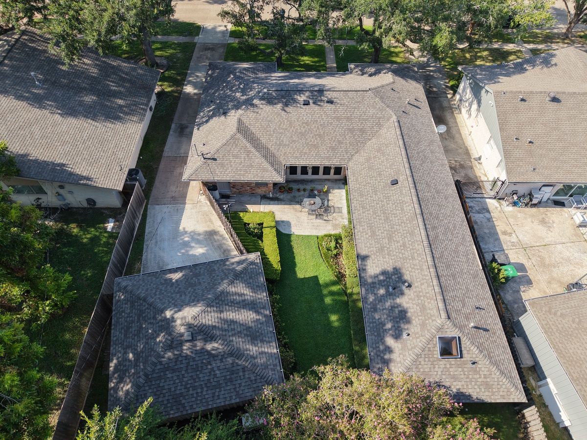 5935 Dumfries Drive , Houston, TX, US