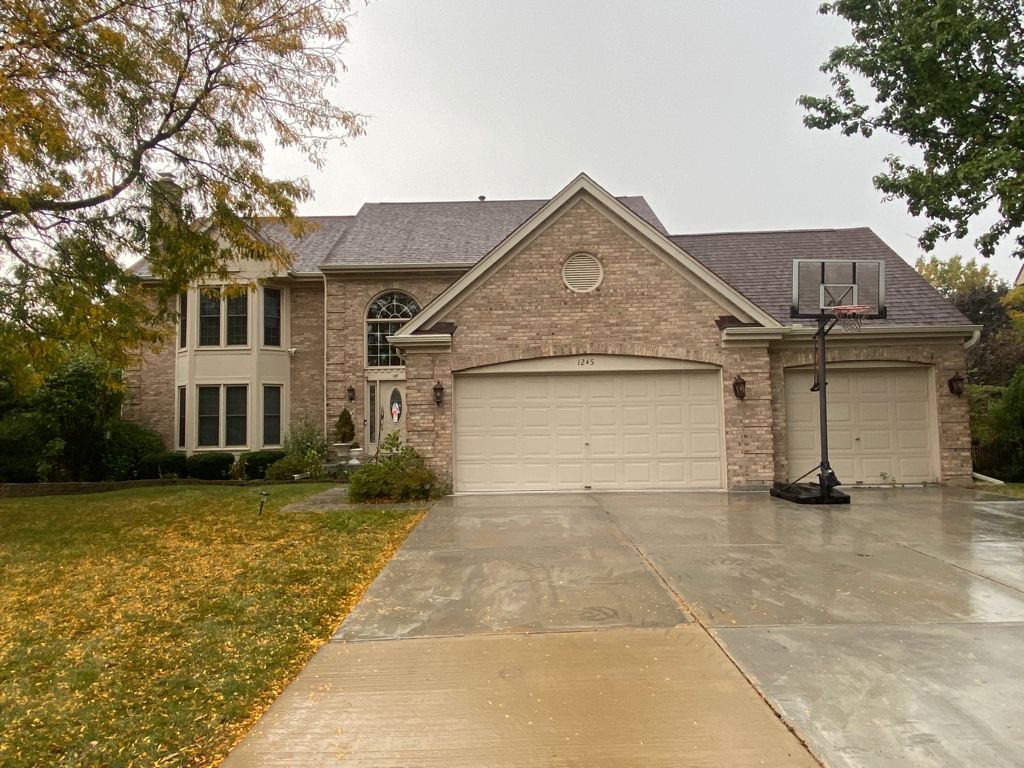 1245 Saint Claire Place , Schaumburg, IL, US