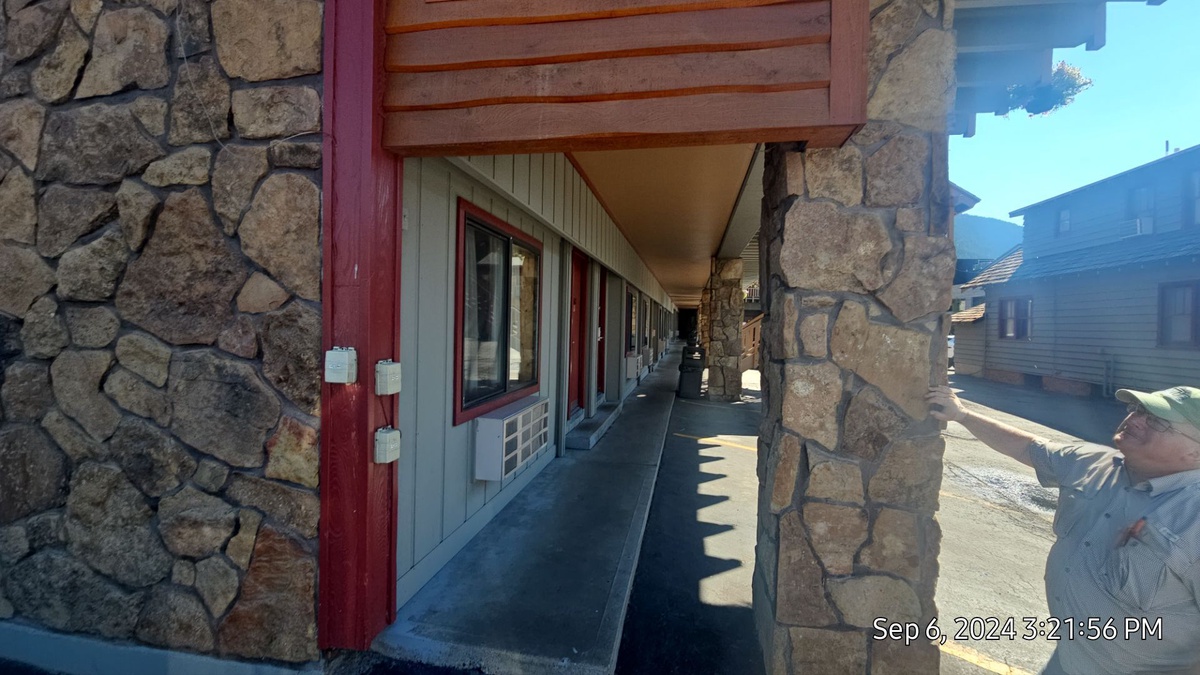 44 West Pearl Avenue , Jackson, WY, US