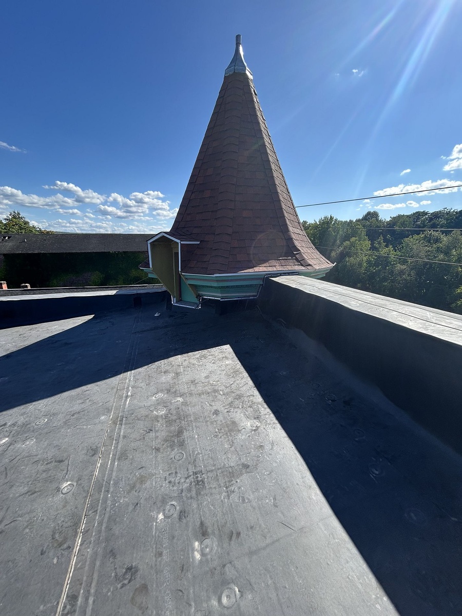 96 Dundaff Street , Carbondale, PA, US