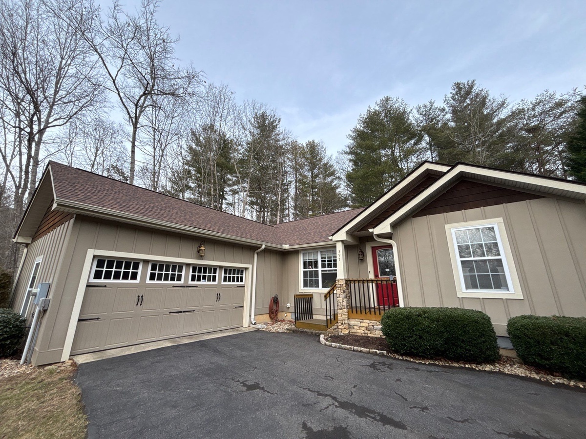 397 Church Road , Fairview, NC, US