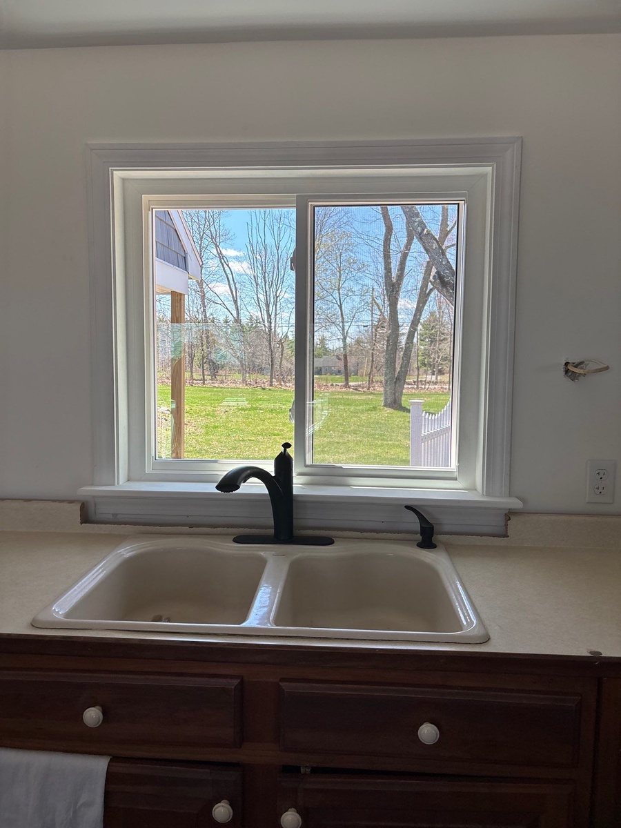 7257 Pleasant Street , Loudon, NH, US