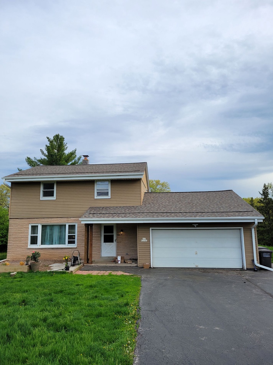 N47W26989 Lynndale Road , Pewaukee, WI, US
