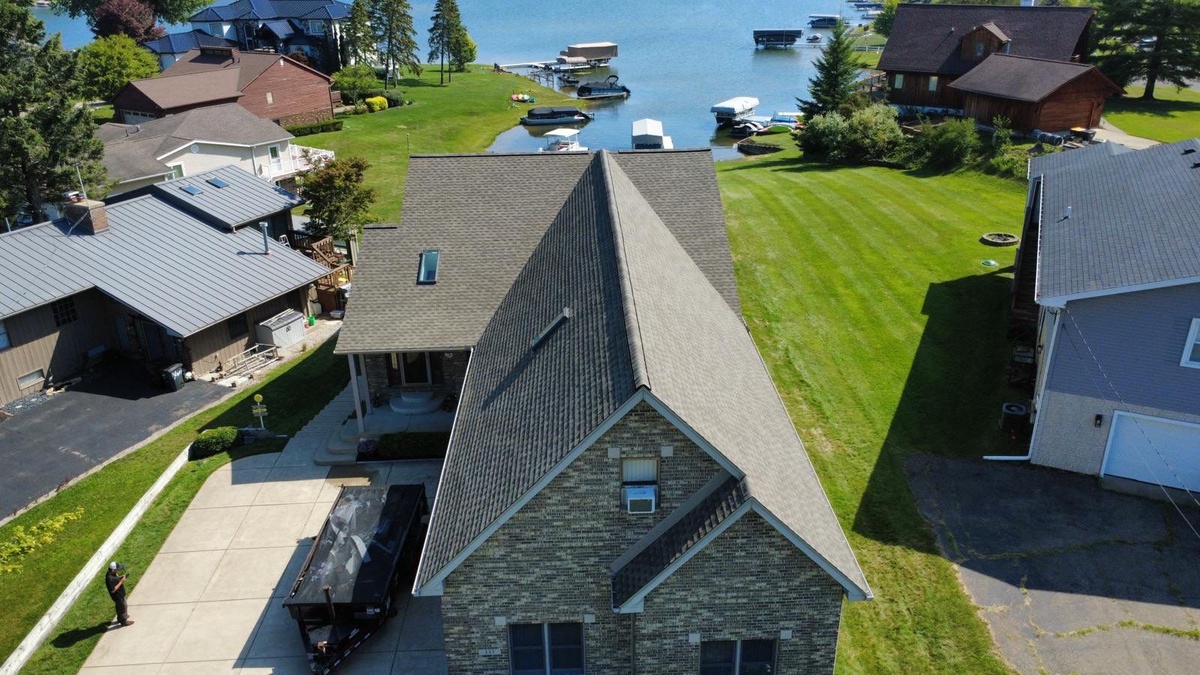 133 Cannes Circle , Brooklyn, MI, US