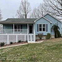 12 Fairmont Drive , Staunton, VA, US